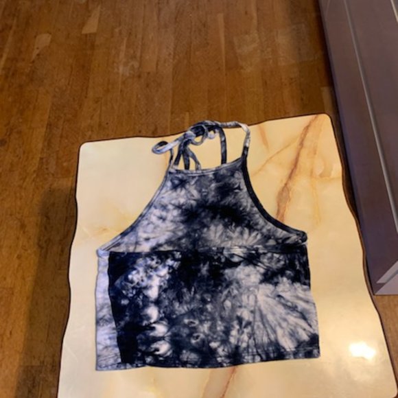 Full Tilt Tie Dye Halter  CroppedTop - Picture 4 of 7